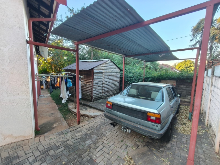 To Let 3 Bedroom Property for Rent in Safari Gardens North West